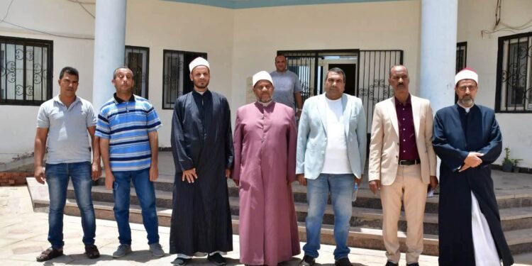 جامعة الوادي الجديد تقدم نموذجًا متكاملًا للقوافل المجتمعية في خدمة أهالي مدينة باريس