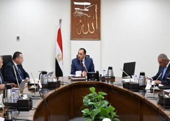 رئيس الوزراء يبحث زيادة حوافز أعضاء هيئة التدريس بالجامعات والمراكز البحثية تنفيذًا لتوجيهات الرئيس السيسي