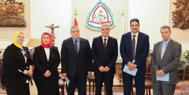 رئيس جامعة الزقازيق يصدر تكليفات جديدة لعدد من عمداء الكليات دعمًا للتطوير الأكاديمي والبحثي