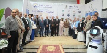 جامعة الفيوم تستعرض برامجها الأكاديمية في معرض «ادرس في جامعة الفيوم»