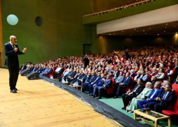 وزير التربية والتعليم يعقد لقاءً موسعًا مع 4500 مدير مدرسة من 21 محافظة لبحث الاستعدادات للعام الدراسي الجديد 2026/2027