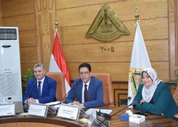 رئيس جامعة بنها: الاستثمار في العنصر البشري ركيزة أساسية لتحقيق التميز الأكاديمي والتطوير المؤسسي