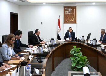 رئيس الوزراء يتابع تطوير منظومة الطلاب الوافدين وتعزيز مكانة مصر التعليمية