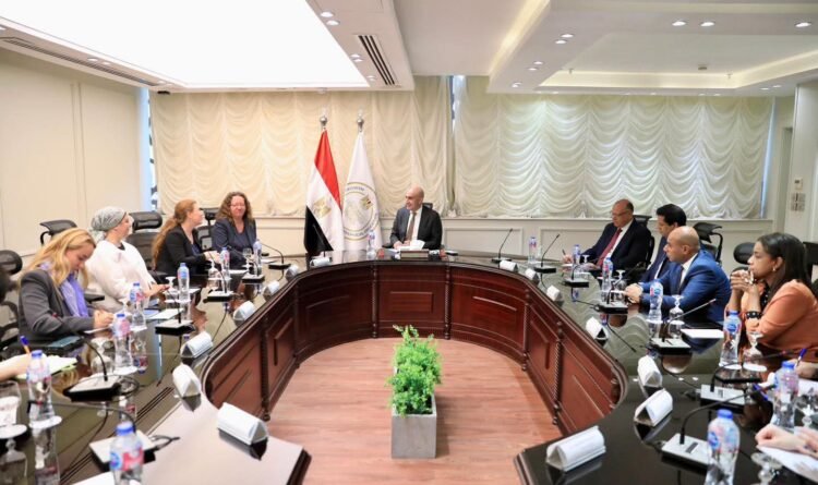 «التربية والتعليم» توقع بروتوكولًا مع «جوته» و«هوبر» لتطوير تدريس اللغة الألمانية في البكالوريا المصرية