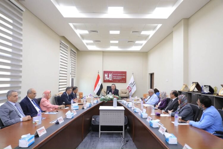جامعة المنصورة الجديدة تواصل تطوير منظومة الجودة والتحول الرقمي وتستثمر في كوادرها الشابة