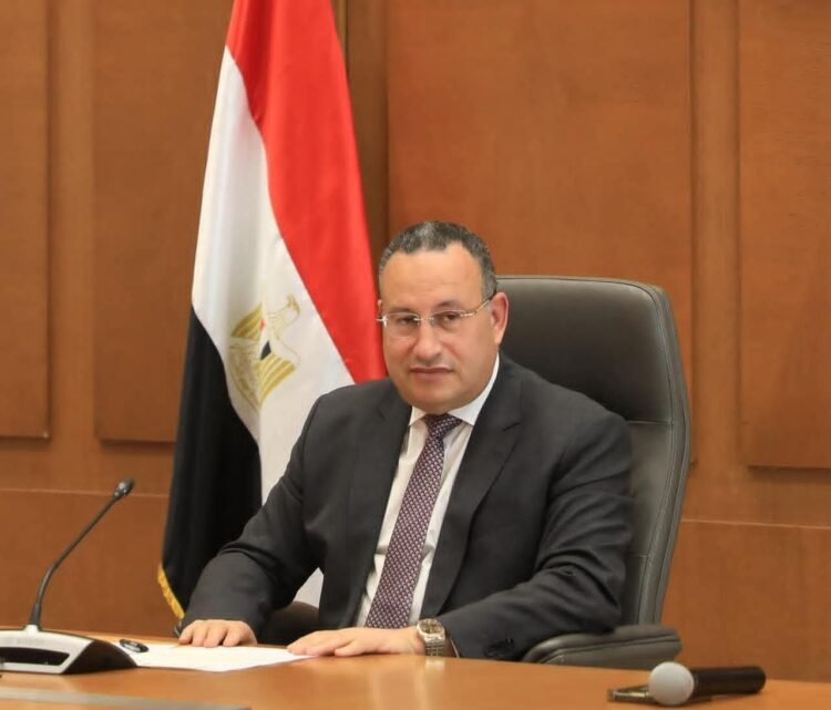 وزير التعليم العالي يعلن صدور قرارات جمهورية بتعيين عمداء جدد بعدد من الجامعات الحكومية