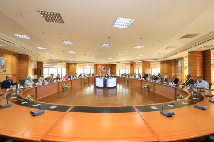 مجلس جامعة كفر الشيخ يستعد للعام الجامعي الجديد بخطة متكاملة لتعزيز جودة التعليم والبحث العلمي وخدمة المجتمع