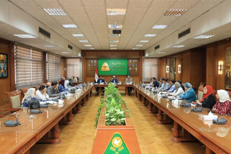 جامعة المنوفية تتابع معدلات تنفيذ مشروعاتها الإنشائية وتؤكد الالتزام بالجداول الزمنية ومعايير الجودة