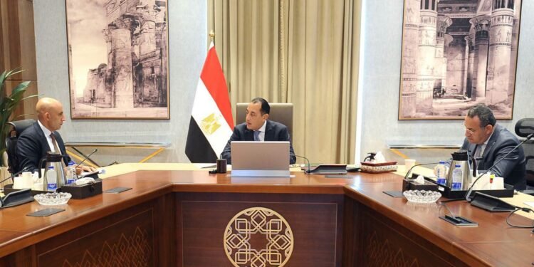 الحكومة تبدأ الاستعداد لمؤتمر أكتوبر.. والتعليم يتصدر باكورة اجتماعات مدبولي التحضيرية