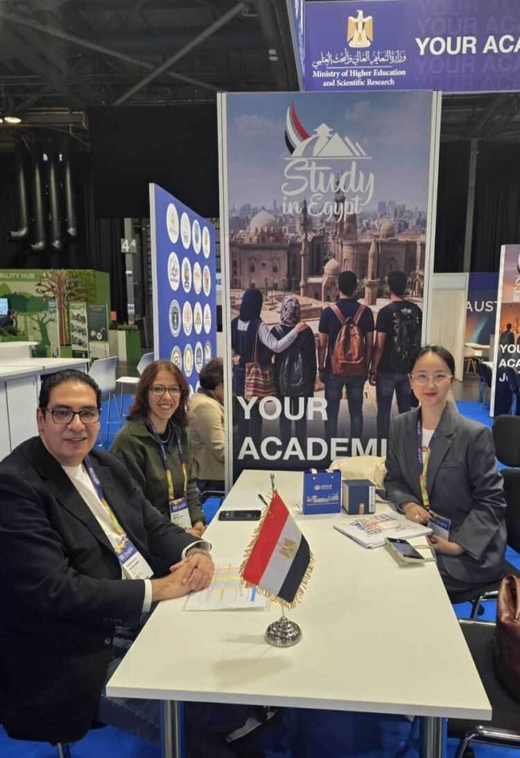 جامعة القاهرة توسع شراكاتها الدولية من جلاسكو وتبحث برامج مشتركة وحراكًا أكاديميًا عالميًا