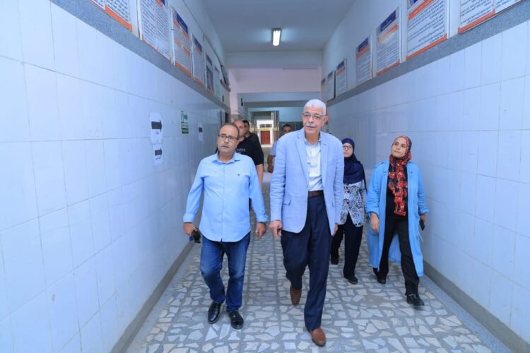 استعدادًا للعام الدراسي الجديد.. رئيس جامعة المنوفية يتابع جاهزية كلية الهندسة