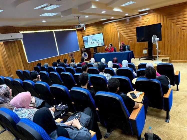 جامعة كفر الشيخ تختتم المدرسة الصيفية لمعهد علوم وتكنولوجيا النانو 2026.. تدريب متقدم وتأهيل للطلاب والباحثين على تقنيات المستقبل