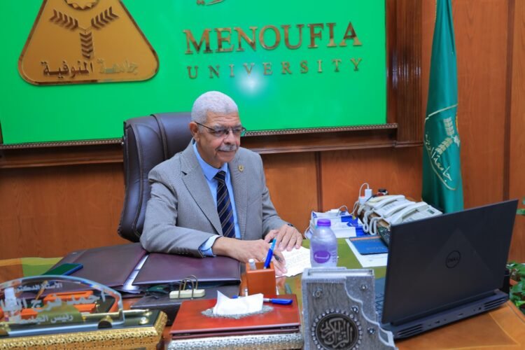 رئيس جامعة المنوفية يتابع انطلاق الدراسة ويؤكد: متابعة على مدار الساعة لضمان انتظام العملية التعليمية وتلبية احتياجات الطلاب