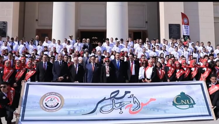 جامعة القاهرة الأهلية تدشن أسرة «طلاب من أجل مصر» لتعزيز الوعي والقيادة وبناء شخصية الطالب