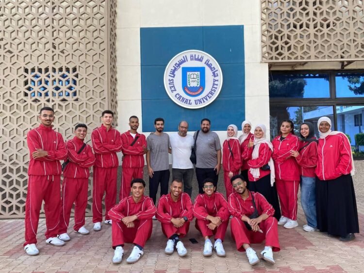 جوالة جامعة قناة السويس تستعرض هوية القناة بـ«السفينة السماوية» في أسبوع شباب الجامعات
