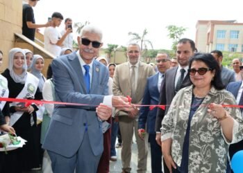 رئيس جامعة المنوفية يفتتح عيادة العلاج الطبيعي بالجامعة الأهلية ويؤكد تطوير منظومة الرعاية الصحية
