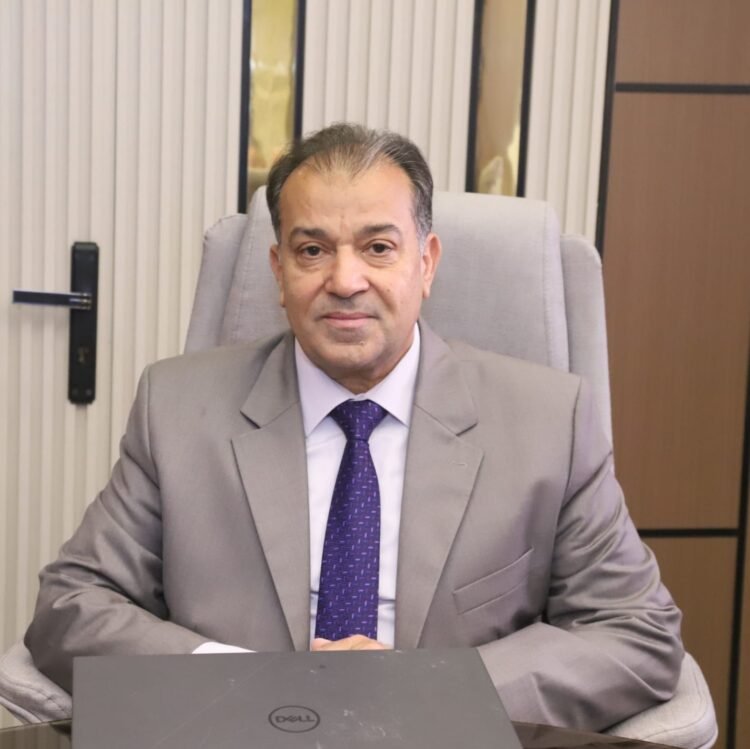 رئيس جامعة قنا يترأس اجتماعًا لبحث إطلاق مشروع «مجمع المكتبات 2»