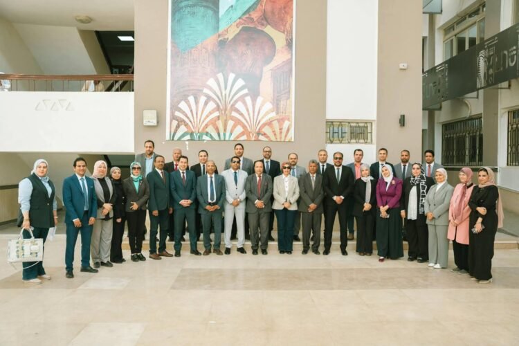 جامعة الأقصر تعقد جلسة تحضيرية لمحور التعليم والتشغيل استعدادًا للمشاركة في المؤتمر الوطني للشراكة والتنمية