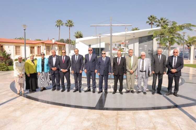 الأستاذ الدكتور عادل أحمد حسن صالح رئيسًا لجامعة الإسماعيلية الجديدة الأهلية لمدة أربع سنوات