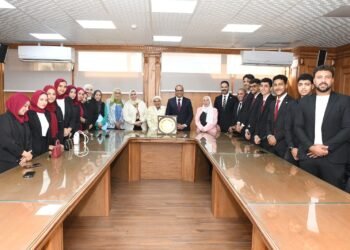 أسرة «طلاب من أجل مصر» بجامعة الإسماعيلية الجديدة الأهلية تُكرّم الأستاذ الدكتور عادل حسن بمناسبة تعيينه رئيسًا للجامعة